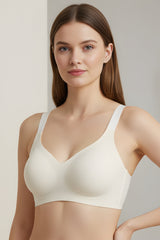 Luxe Seamless Padded Bra - White