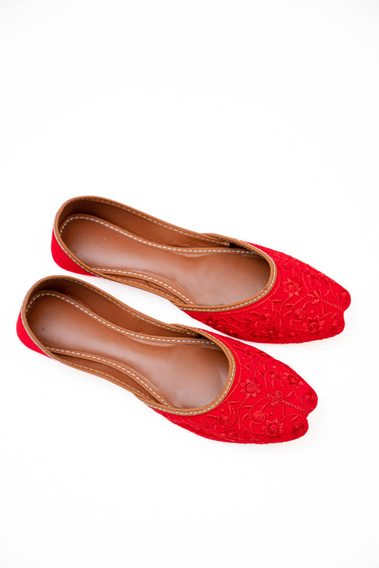 Blush Red Embroidered Khussa (Cushioned)